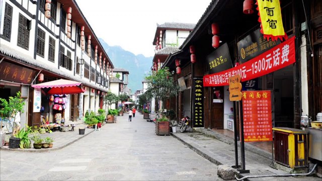 Enlevé à 4 ans, il retrouve sa mère 33 ans plus tard en dessinant de mémoire son village