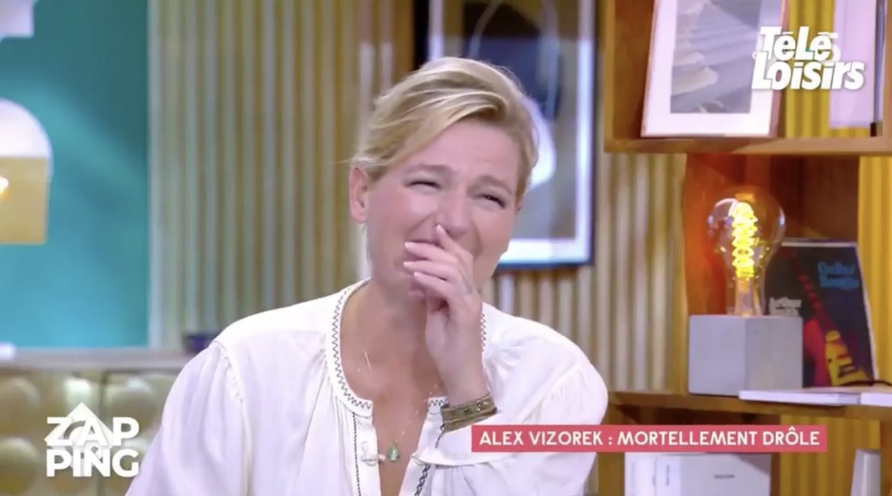 Anne-Elisabeth reprend Patrick Cohen sur la prononciation d'une mot un peu spécial