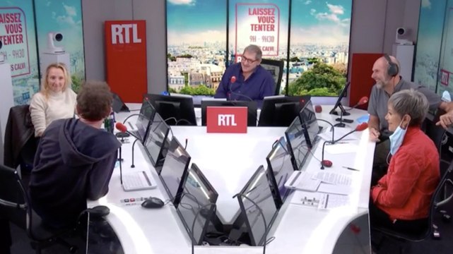 Audrey Lamy charrie Yves Calvi