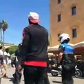 Pelea entre manteros y policía en Barcelona