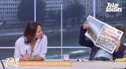 Thomas Sotto se moque d'Alex Vizorek après la défaite de l'équipe de football belge face à la France
