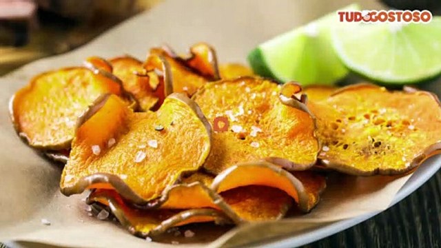 Chips de batata doce ao forno