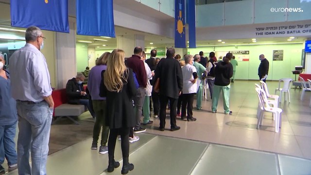 Четвертая доза против COVID-19: в Израиле началась кампания по повторной ревакцинации