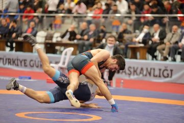 23 Yaş Altı Serbest Güreş Türkiye Şampiyonası başladı