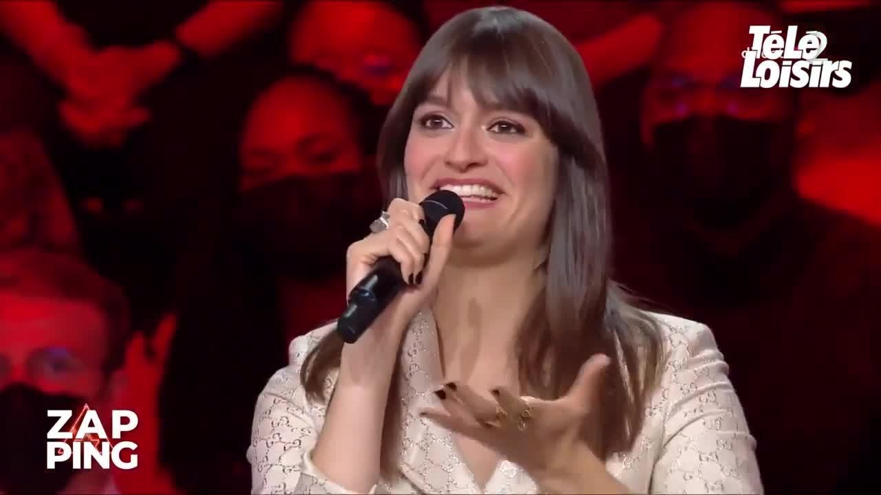 Emue, Clara Luciani retrouve ses amis de longue date en direct dans The Artist