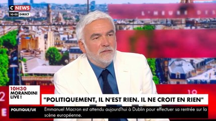 Pascal Praud s'en prend violemment à François Hollande