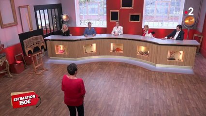 Julien Cohen se joue d'une vendeuse