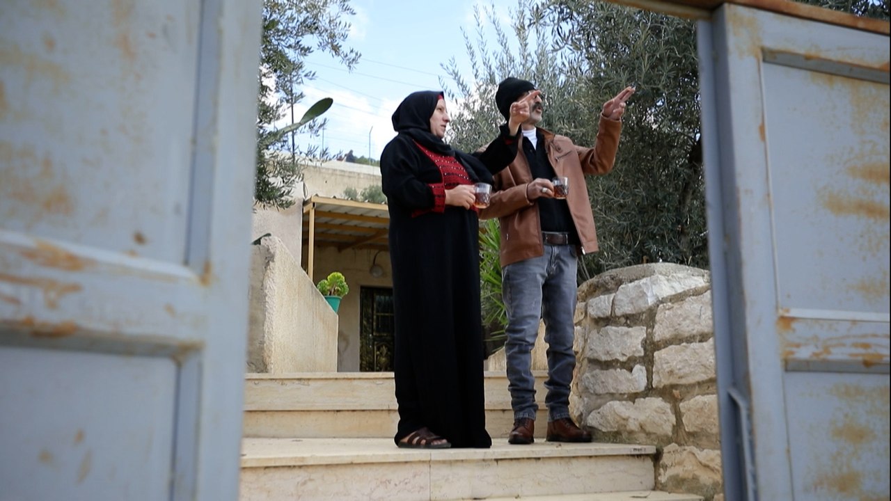 المرصد- فلسطين.. الكاميرا عندما تتحول إلى سلاح يومي لتوثيق اعتداءات المستوطنين