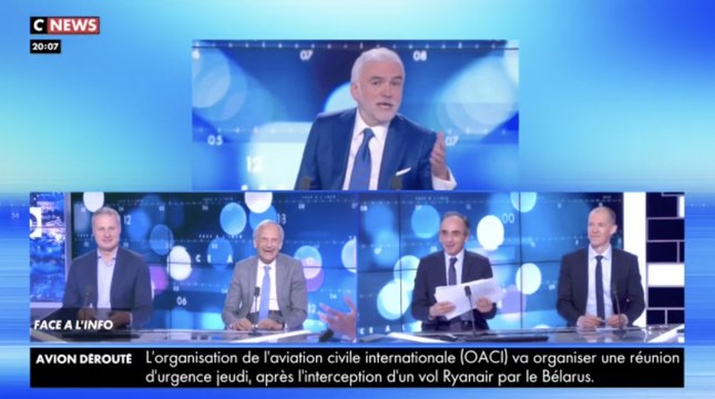 Pascal Praud remplace Christine Kelly dans Face à l'info