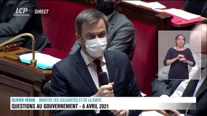 Olivier Véran rend un vibrant hommage à Roselyne Bachelot à l'Assemblée