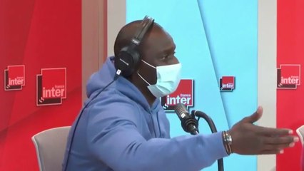 "Je m'en contrefiche" : Omar Sy explique son point de vue sur les critiques reçues sur les réseaux sociaux