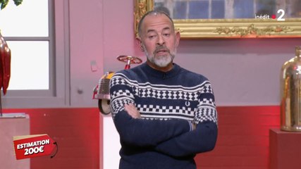 Affaire conclue : dépité, un vendeur s'agace en se rendant compte que son objet a été cassé après son expertise !