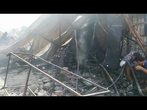 بدء من سلة قمامة ..حريق هائل بسوق توشكى في حلوان