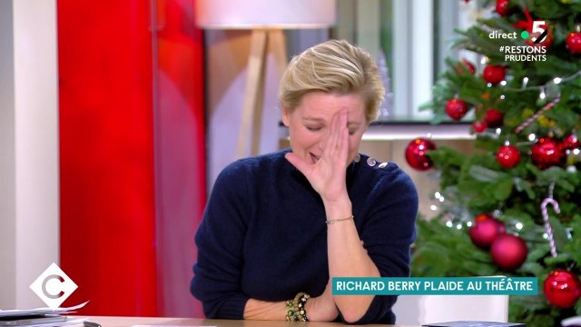 Vous avez vu le spectacle ? : Patrick Bruel met Anne-Elisabeth Lemoine dans l'embarras dans C à vous