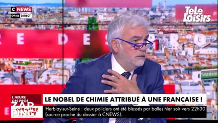 Pascal Praud s'emporte (avec humour) contre ses chroniqueurs, des "boulets" selon lui !