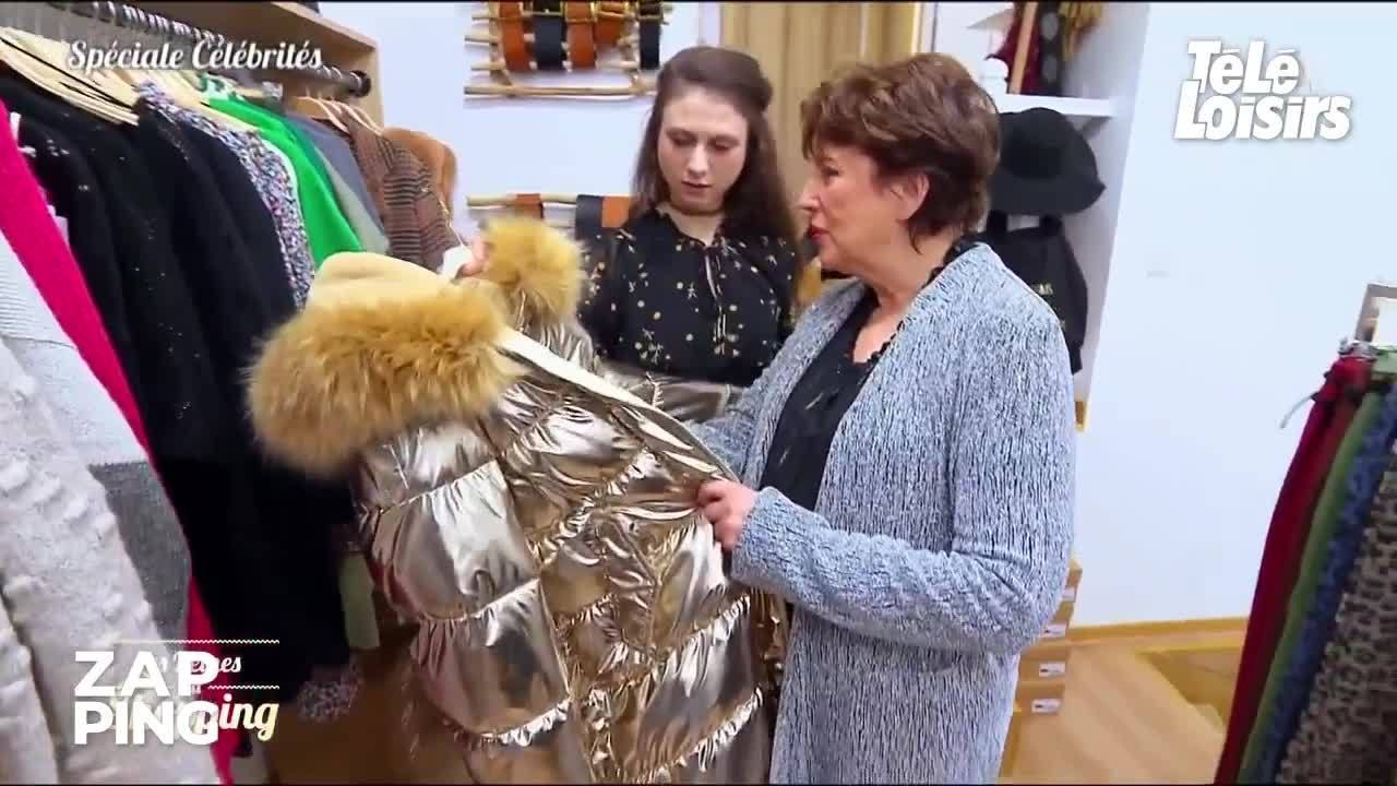 Roselyne Bachelot pas fan des tenues proposées par une vendeuse dans Les Reines du shopping