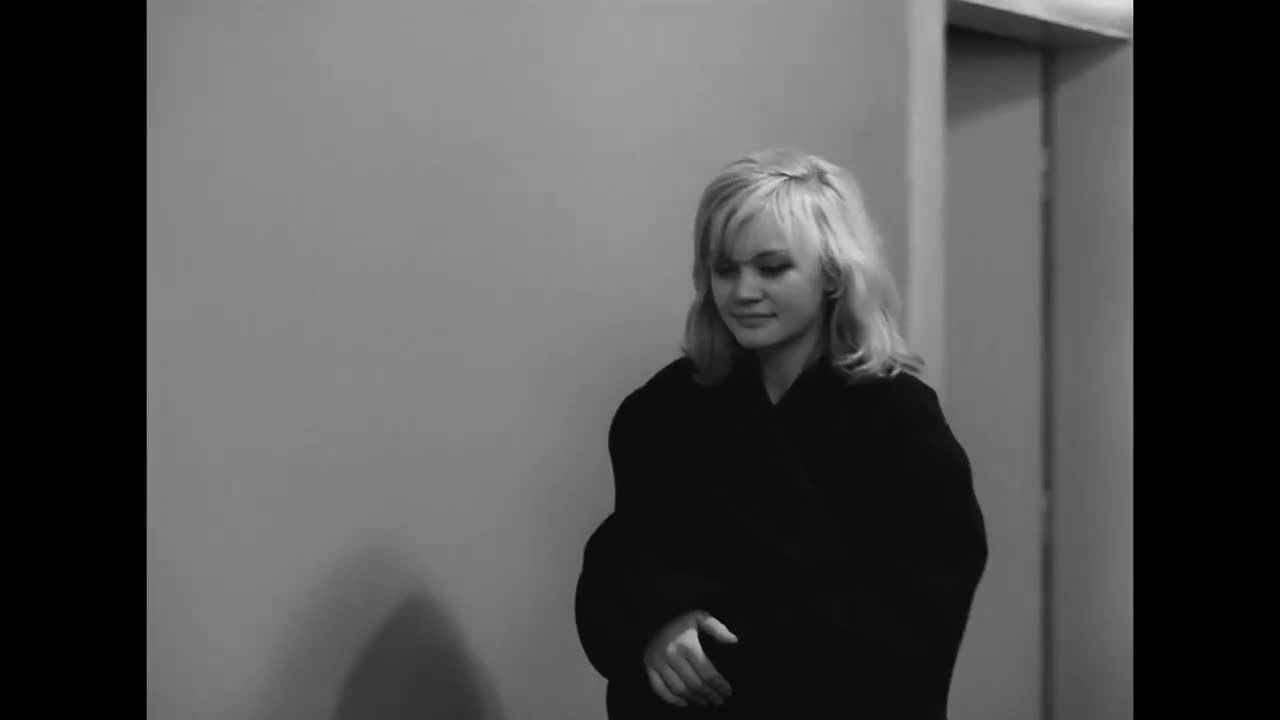 Les amours d'une blonde