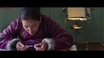 La femme des steppes, le flic et l'oeuf