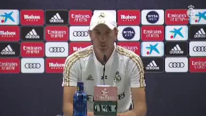 34e j. - Zidane : "Varane va beaucoup mieux"