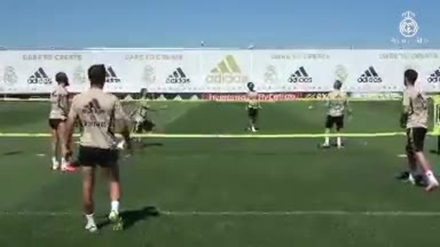 Real - Marcelo se surpasse au foot-volley