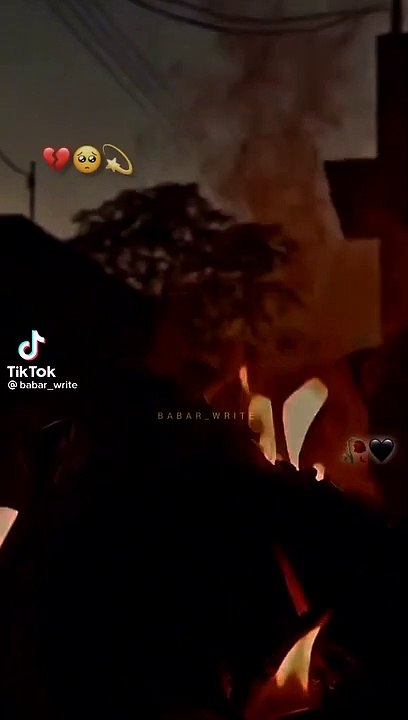 Jin ke Jane sy jati thi Jan apni poetry lines