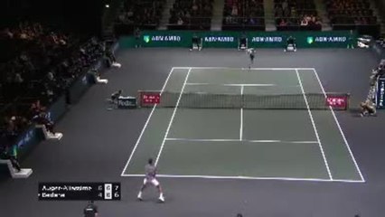 Rotterdam - Auger-Aliassime : "Content de passer"