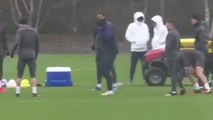 VIRAL: Football: Premier League - Azpilicueta tacle Frank Lampard à l'entraînement