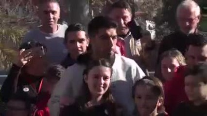 Barça - Messi et Suárez rendent visite à des enfants hospitalisés
