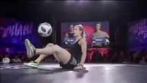 Foot freestyle - La Française Mélody Donchet remporte le Red Bull Street Style pour la 3e fois