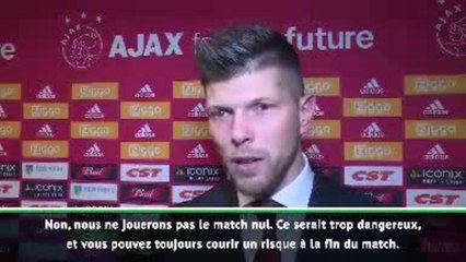 Ajax - Huntelaar : "Profiter des faiblesses de Valence"