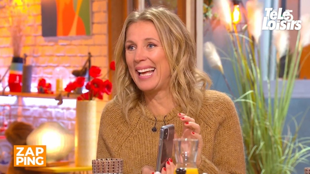 Agathe Lecaron reçoit un SMS coquin en plein direct dans La Maison des maternelles : "T'es trop bonne..."