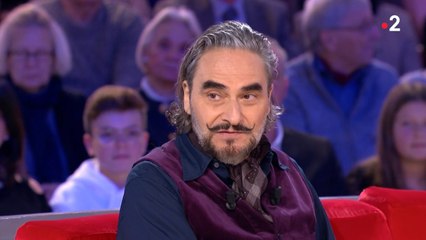 En conflit avec sa maison de disque, Stephan Eicher s'explique sur son absence médiatique