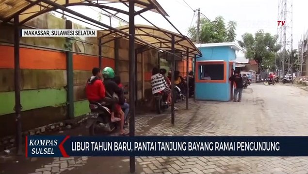 Libur Tahun Baru, Pantai Tanjung Bayang Ramai Pengunjung