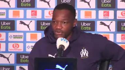 OM - Mandanda : "Benedetto est très intelligent et nous aide beaucoup dans le jeu"