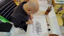 خطاط عراقي يحذر من احتضار فن الخط العربي