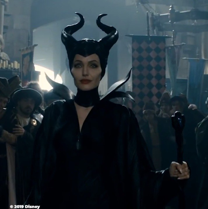 On aimerait qu'Angelina Jolie soit notre marraine