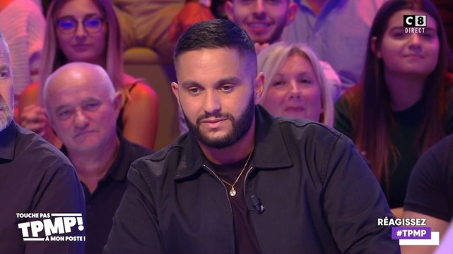 TPMP : condamné, Malik Bentalha s'explique après avoir allumé un fumigène au Parc des Princes