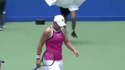 Wuhan - Barty atteint les quarts de finale