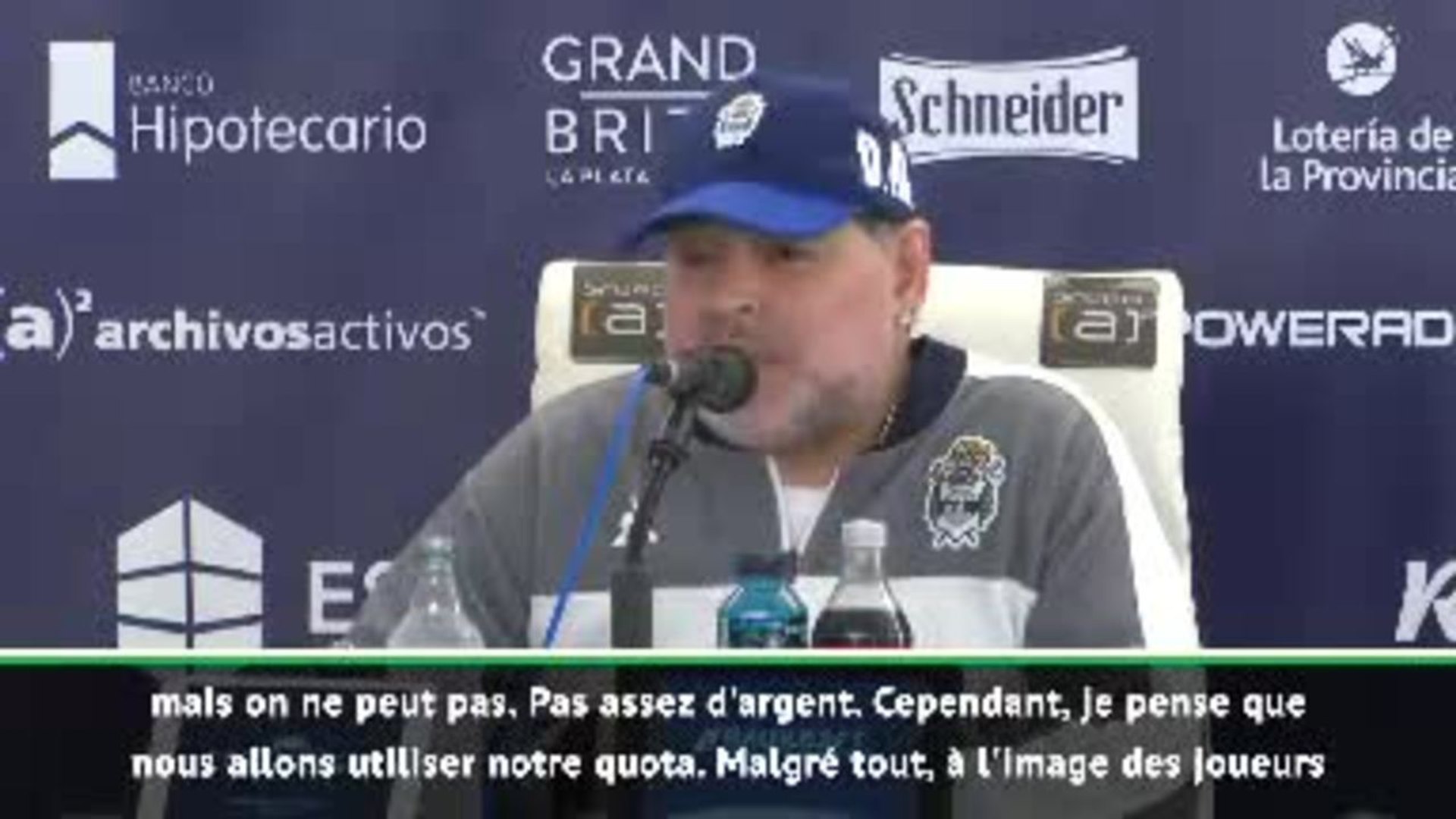 Gimnasia - Maradona : "On aimerait recruter Van Basten, mais..." - Vidéo  Dailymotion
