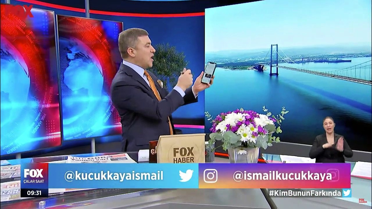 Demirtaş'ın mesajı İsmail Küçükkaya tarafından okundu: "Zam var, zulüm var ama umut da var, çözüm de var"