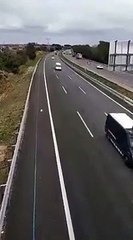 Un mosso, entre insultos a la Guardia Civil