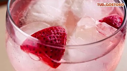 Gin tônica com morango