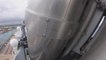 Le Monde secret (M6) : la périlleuse opération de nettoyage des cheminées du Seaside, l'un des plus gros paquebots du monde