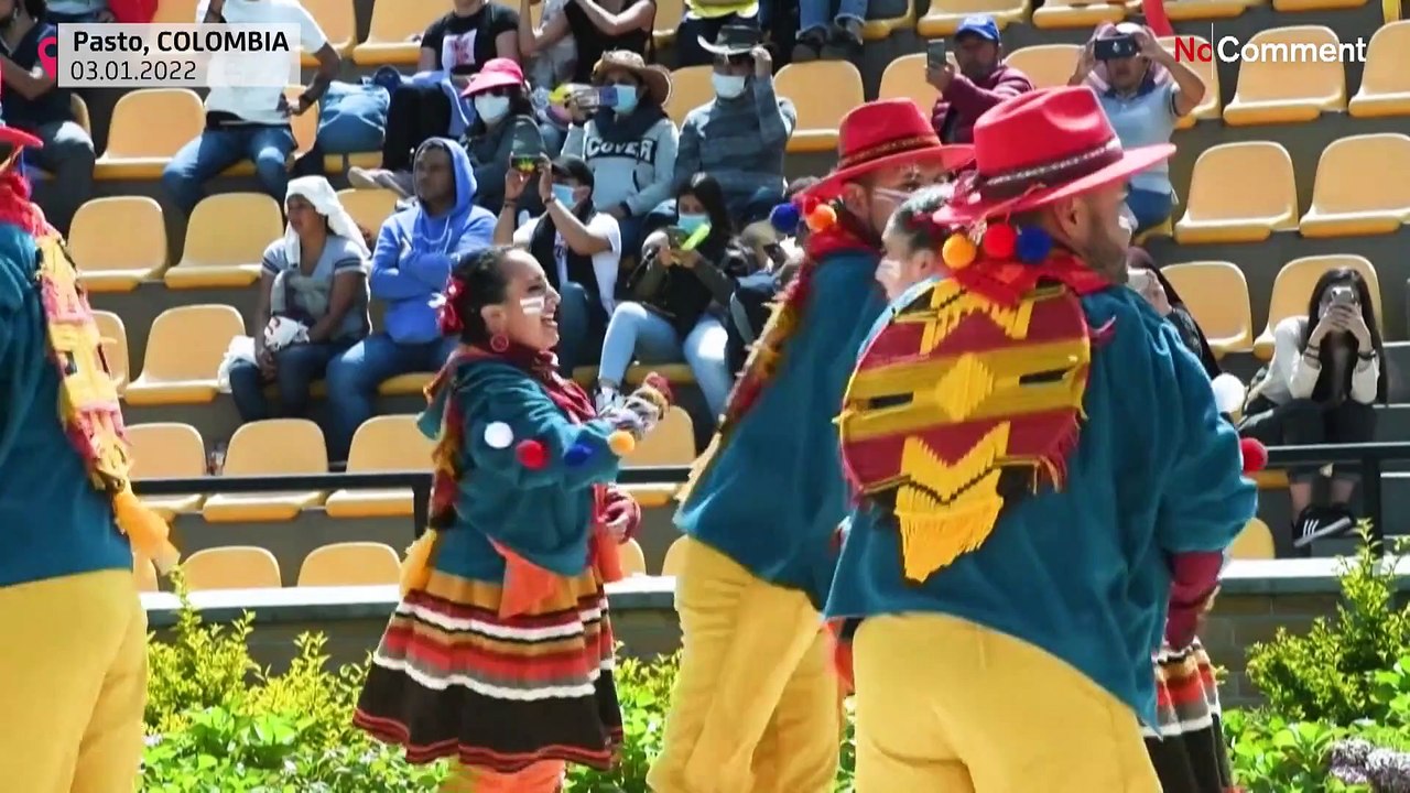 Colombians dance, perform music during Carnival of Blacks and Whites