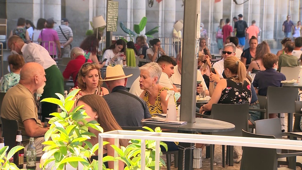 La llegada de turistas internacionales sube un 54,1% hasta noviembre