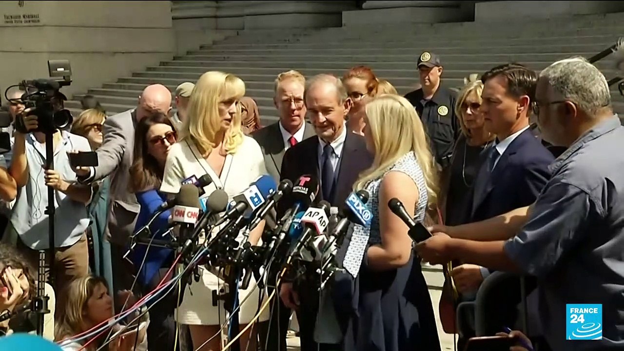 Prince Andrew accuser agreed not to sue 'other defendants' in Epstein deal