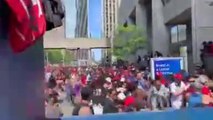 Raptors - Des coups de feu pendant la parade à Toronto