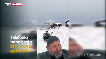 Köyün '60'lık delikanlıları' kızak başında