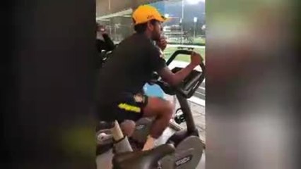 Brésil - Et pendant ce temps-là, Neymar pédale