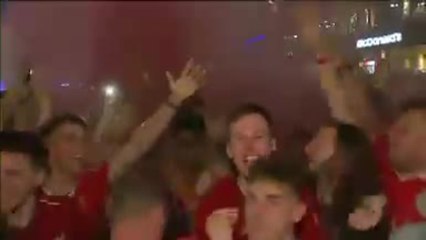 Finale - La folie s'est emparée des rues de Liverpool